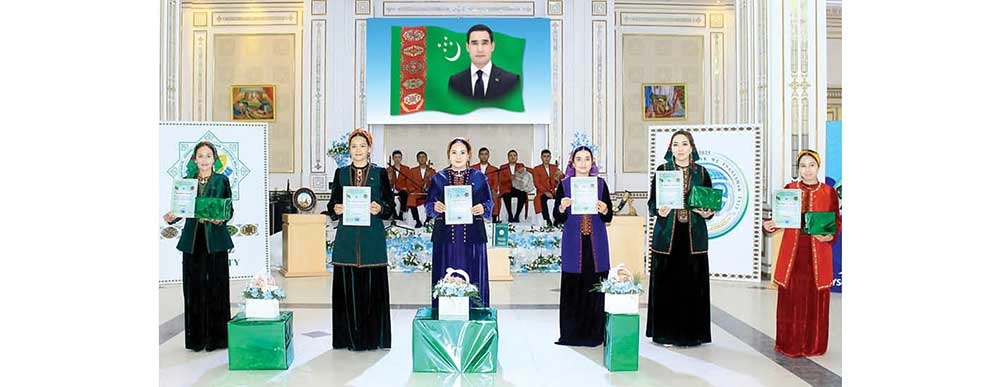 Işjeňligiň hem zehiniň sazlaşygy