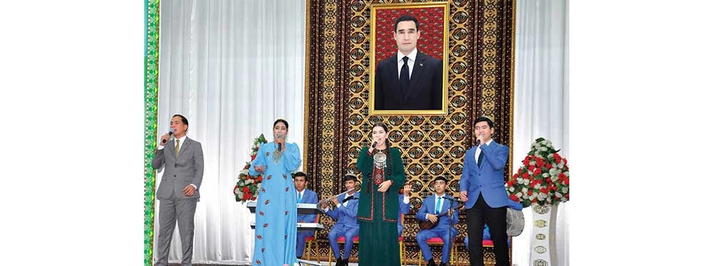 Waspy dillerde dessan